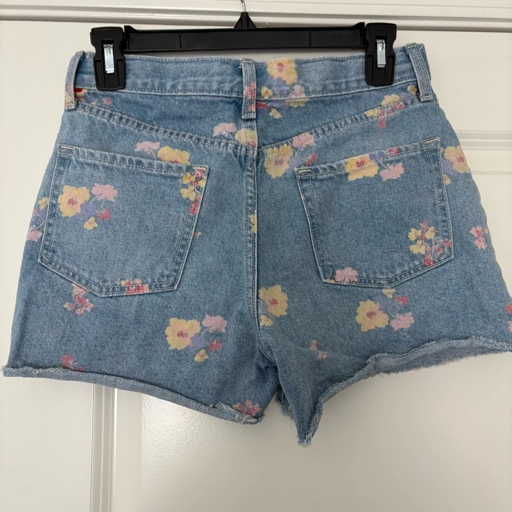 Old Navy Girls Floral Detailed Light Blue Cotton Denim Shorts